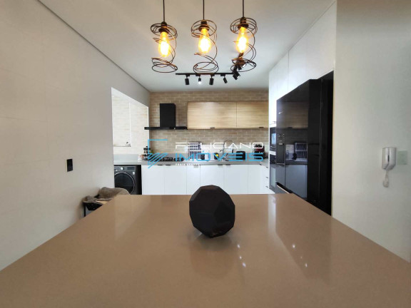 Imagem Apartamento com 3 Quartos à Venda, 185 m² em Canto Do Forte - Praia Grande