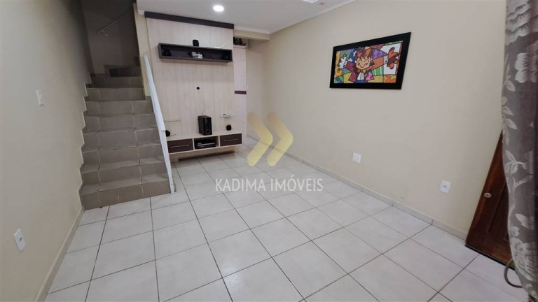 Imagem Sobrado com 2 Quartos à Venda, 80 m² em Caiçara - Praia Grande