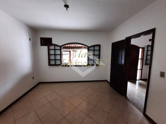 Imagem Casa com 6 Quartos à Venda, 230 m² em Itaipu - Niterói Imagem Casa com 6 Quartos à Venda, 230 m² em Itaipu - Niterói