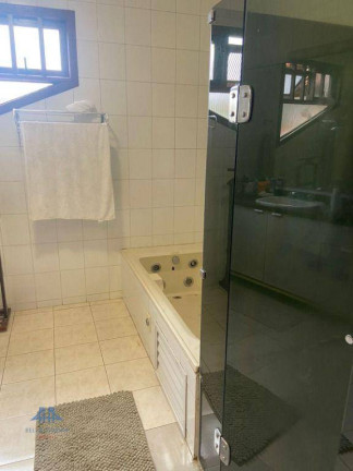 Imagem Casa com 4 Quartos à Venda, 239 m² em Itacorubi - Florianópolis