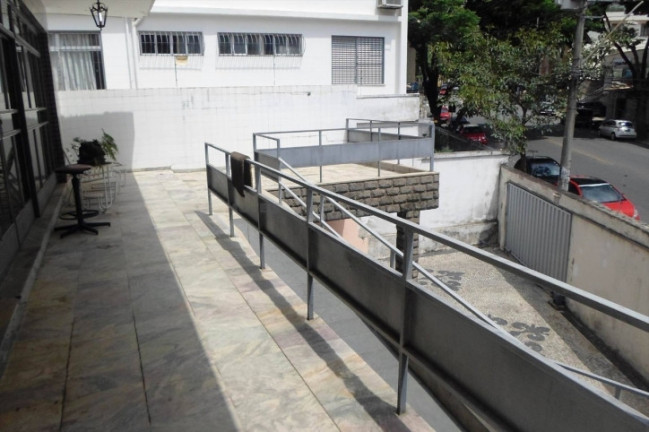 Casa com 4 Quartos à Venda, 696 m² em Sion - Belo Horizonte