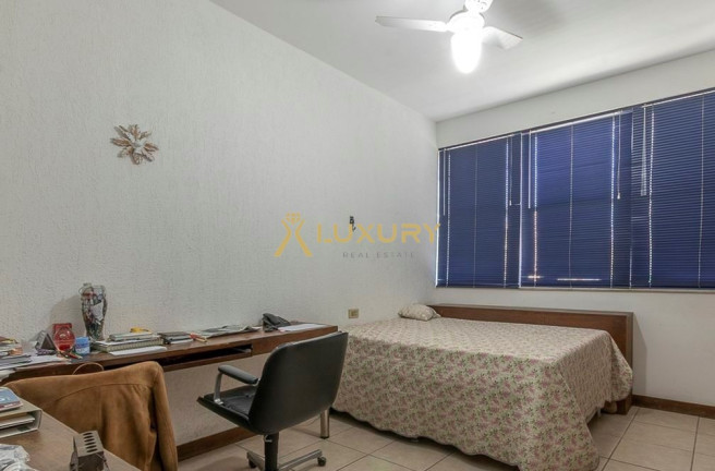 Imagem Imóvel com 4 Quartos à Venda, 500 m² em Santo Antônio - Belo Horizonte