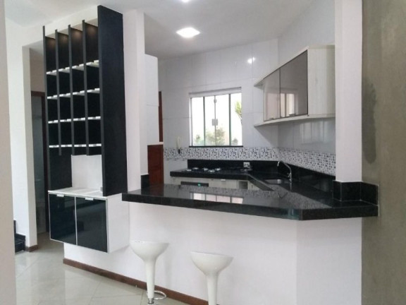 Imagem Casa com 3 Quartos à Venda, 330 m² em Glória - Macaé Imagem Casa com 3 Quartos à Venda, 330 m² em Glória - Macaé
