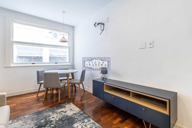 Imagem Apartamento com 2 Quartos à Venda, 81 m² em Copacabana - Rio De Janeiro