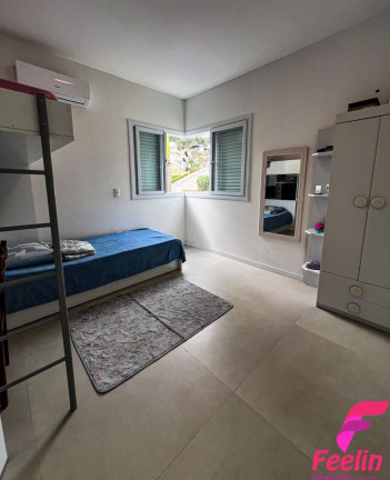 Imagem Casa com 3 Quartos à Venda, 262 m² em João Paulo - Florianópolis
