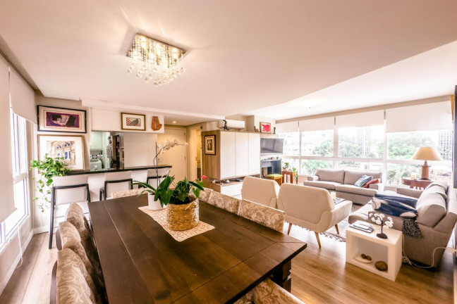 Apartamento com 3 Quartos à Venda, 103 m² em Petrópolis - Porto Alegre