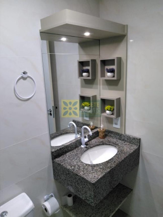 Imagem Apartamento com 2 Quartos à Venda, 70 m² em Bombas - Bombinhas