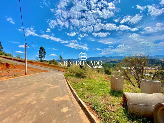 Imagem Terreno à Venda, 304 m² em Centro - Extrema Imagem Terreno à Venda, 304 m² em Centro - Extrema
