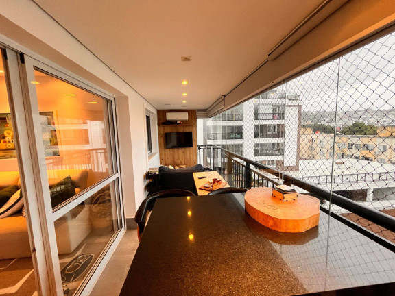 Apartamento com 3 Quartos à Venda, 140 m² em Abraão - Florianópolis