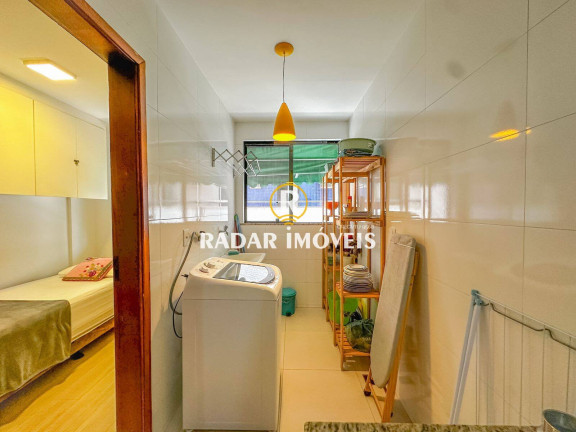Imagem Apartamento com 3 Quartos à Venda, 140 m² em Algodoal - Cabo Frio