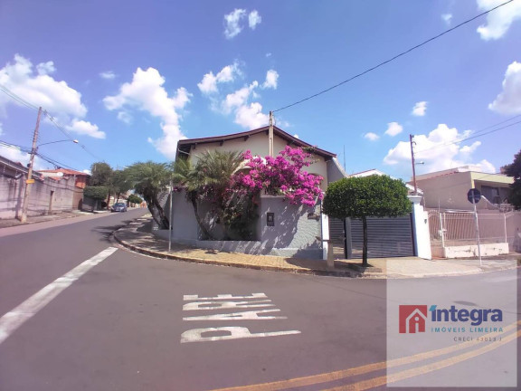 Casa com 4 Quartos à Venda, 205 m² em Vila Camargo - Limeira