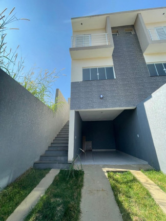 Imagem Sobrado com 3 Quartos à Venda, 125 m² em Jardim Mirna - Taboão Da Serra Imagem Sobrado com 3 Quartos à Venda, 125 m² em Jardim Mirna - Taboão Da Serra