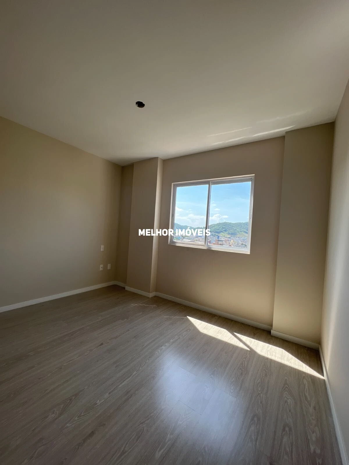 Apartamento com 2 Quartos à Venda, 73 m² em Tabuleiro - Camboriú