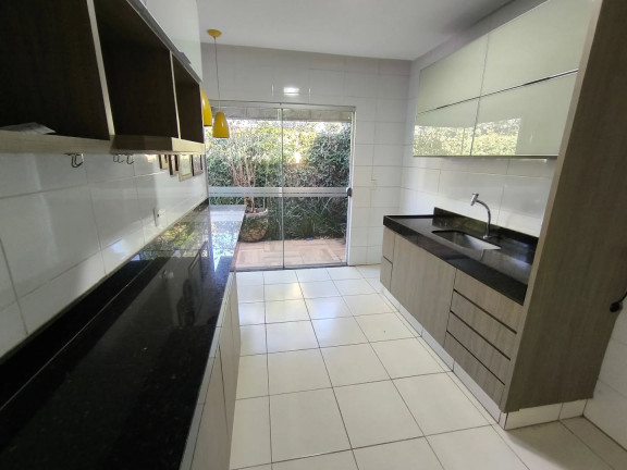 Imagem Casa de Condomínio com 3 Quartos à Venda, 120 m² em Jardim Novo Mundo - Goiania
