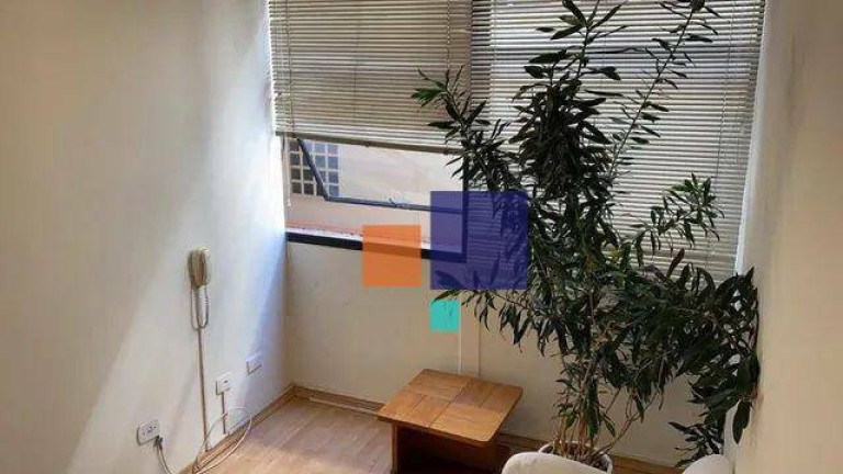 Imagem Sala Comercial à Venda ou Locação, 33 m² em Higienópolis - São Paulo Imagem Sala Comercial à Venda ou Locação, 33 m² em Higienópolis - São Paulo