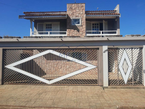 Imagem Casa com 3 Quartos à Venda, 250 m² em Jardim Limoeiro - Pirassununga