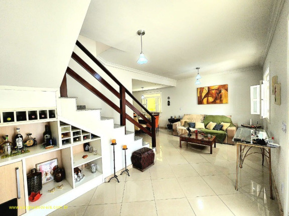 Imagem Imóvel com 3 Quartos à Venda, 168 m² em Lauro De Freita - Salvador Imagem Imóvel com 3 Quartos à Venda, 168 m² em Lauro De Freita - Salvador