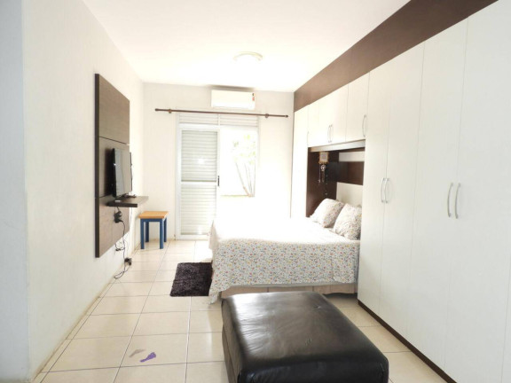 Imagem Casa com 3 Quartos à Venda, 285 m² em Jardim Itália - Cuiabá Imagem Casa com 3 Quartos à Venda, 285 m² em Jardim Itália - Cuiabá