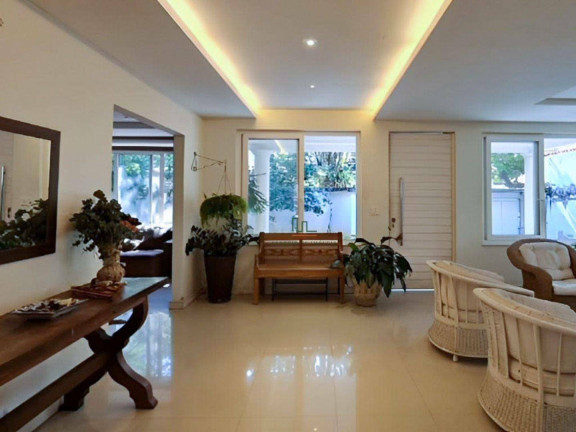 Imagem Casa com 4 Quartos à Venda, 357 m² em Itacoatiara - Niterói Imagem Casa com 4 Quartos à Venda, 357 m² em Itacoatiara - Niterói