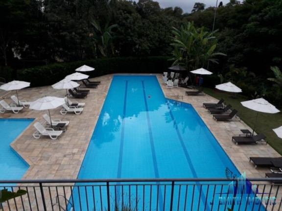 Casa com 3 Quartos para Alugar, 250 m² em Jardim Lambreta - Cotia