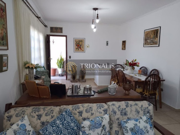 Imagem Casa com 3 Quartos à Venda, 230 m² em Vila Loanda - Atibaia