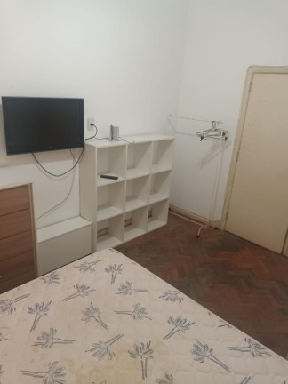 Imagem Apartamento com 2 Quartos à Venda,  em Copacabana - Rio De Janeiro