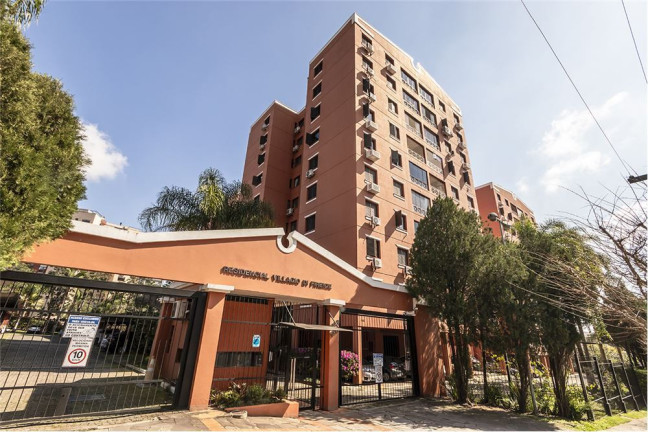Imóvel com 3 Quartos à Venda,  em Chácara Das Pedras - Porto Alegre