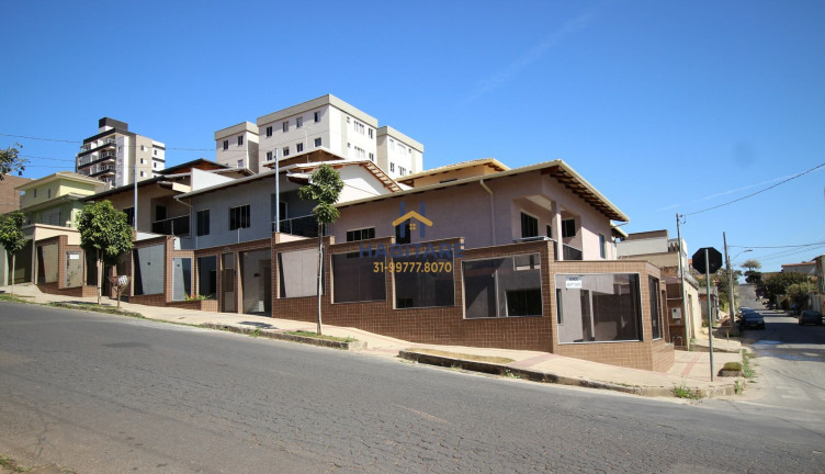 Imagem Casa com 4 Quartos à Venda, 247 m² em Diamante (barreiro) - Belo Horizonte Imagem Casa com 4 Quartos à Venda, 247 m² em Diamante (barreiro) - Belo Horizonte