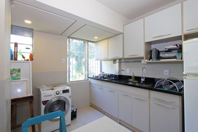 Imagem Imóvel com 3 Quartos à Venda, 77 m² em Teresópolis - Porto Alegre Imagem Imóvel com 3 Quartos à Venda, 77 m² em Teresópolis - Porto Alegre