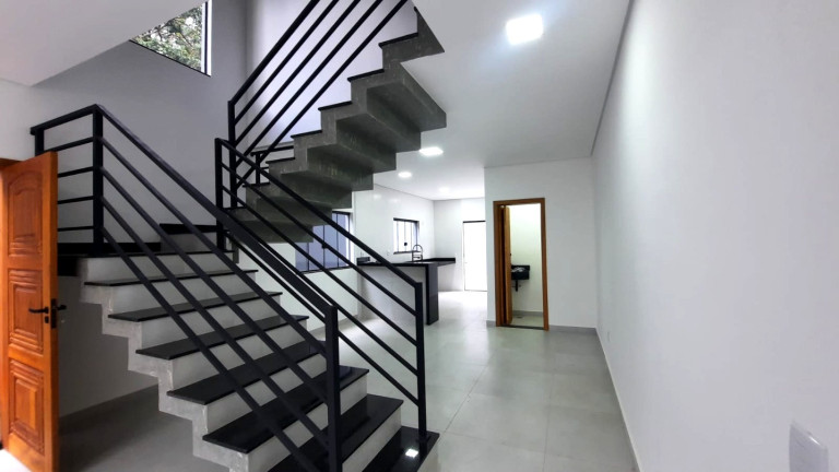 Imagem Casa com 3 Quartos à Venda, 104 m² em Jardim Maristela - Atibaia Imagem Casa com 3 Quartos à Venda, 104 m² em Jardim Maristela - Atibaia