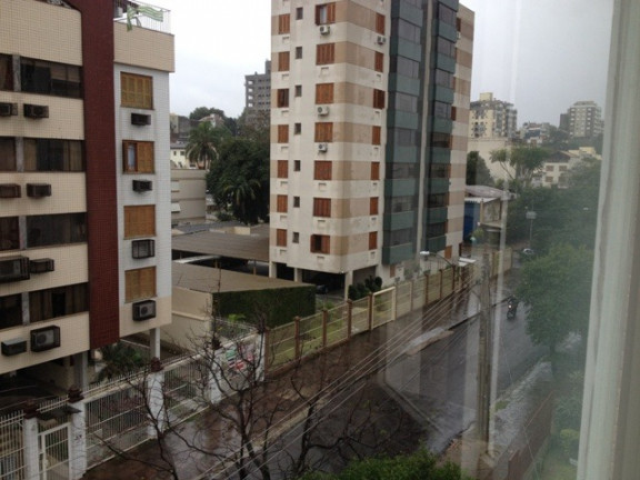 Imagem Casa com 3 Quartos à Venda, 88 m² em Passo Da Areia - Porto Alegre Imagem Casa com 3 Quartos à Venda, 88 m² em Passo Da Areia - Porto Alegre