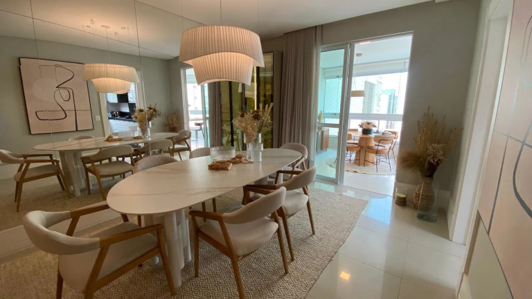 Imagem Apartamento com 3 Quartos à Venda, 138 m² em Centro - Balneário Camboriú