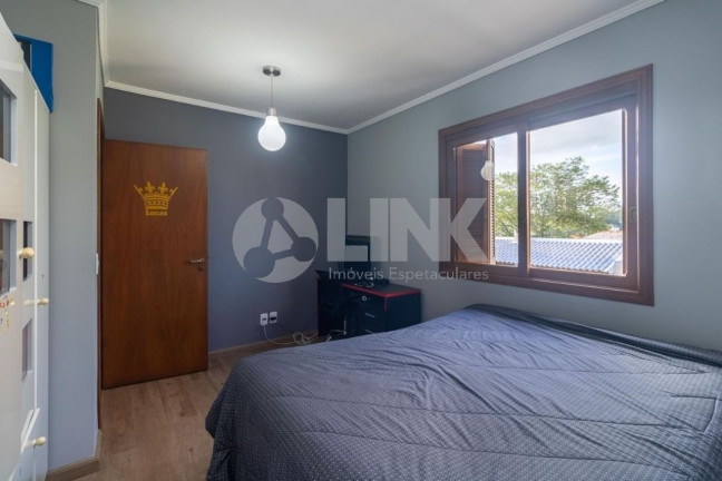 Imagem Imóvel com 2 Quartos à Venda, 130 m² em Jardim Itu - Porto Alegre