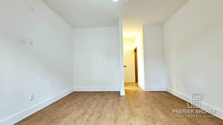 Imagem Casa com 3 Quartos à Venda, 289 m² em Quebra Frascos - Teresópolis