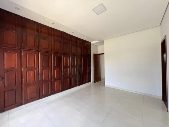 Imagem Casa com 5 Quartos à Venda, 270 m² em Setor Comercial - Sinop Imagem Casa com 5 Quartos à Venda, 270 m² em Setor Comercial - Sinop
