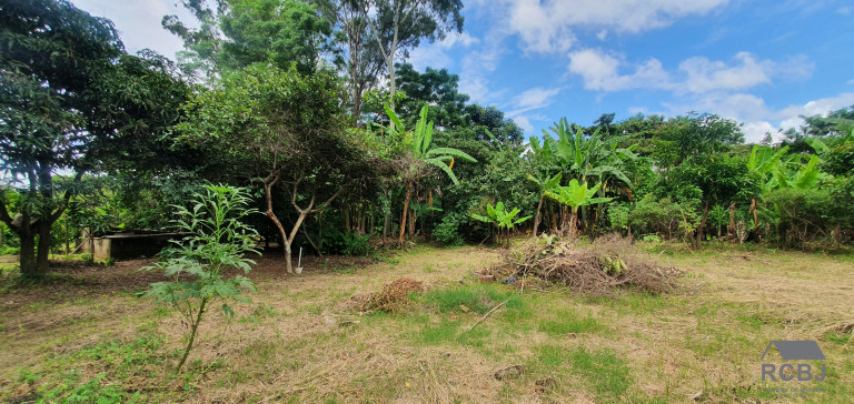 Imagem Casa com 6 Quartos à Venda, em São Gonçalo - Contagem Imagem Casa com 6 Quartos à Venda, em São Gonçalo - Contagem