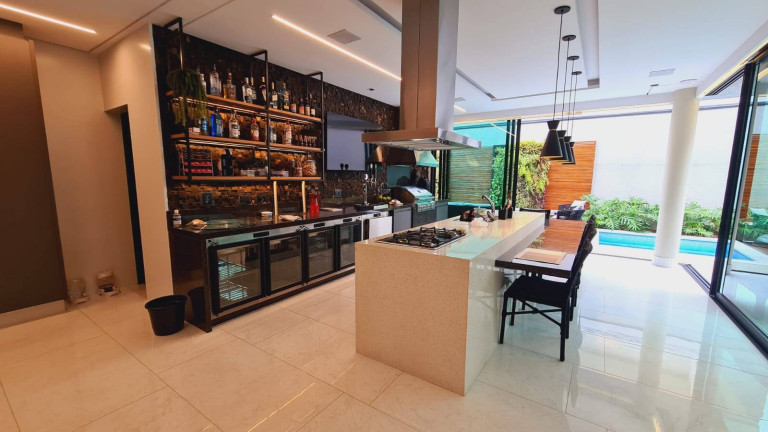 Imagem Casa com 4 Quartos à Venda, 380 m² em Burle Marx - Santana De Parnaíba Imagem Casa com 4 Quartos à Venda, 380 m² em Burle Marx - Santana De Parnaíba