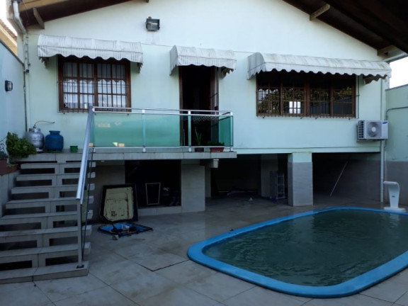 Imagem Casa com 4 Quartos à Venda, 237 m² em Parque Santa Fé - Porto Alegre Imagem Casa com 4 Quartos à Venda, 237 m² em Parque Santa Fé - Porto Alegre