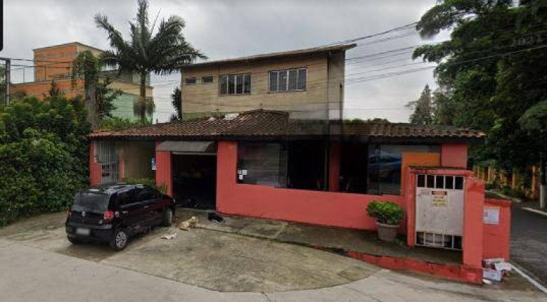 Imóvel Comercial à Venda, 301 m² em Rio Bonito - São Paulo