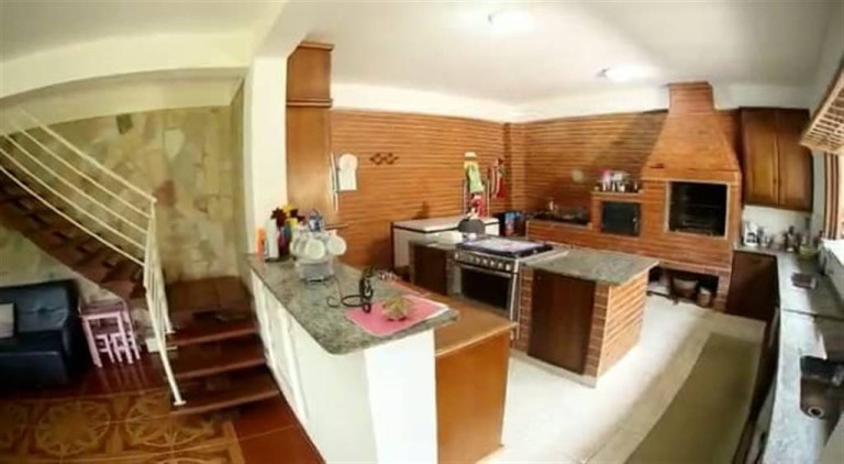 Imagem Imóvel com 3 Quartos à Venda,  em Tres Barras - Serra Negra