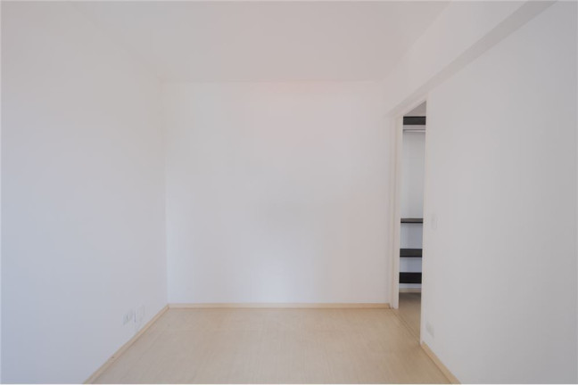 Imagem Imóvel com 1 Quarto à Venda, em Vila Olímpia - São Paulo Imagem Imóvel com 1 Quarto à Venda, em Vila Olímpia - São Paulo
