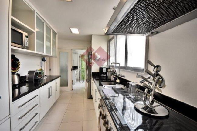 Imagem Apartamento com 3 Quartos à Venda, 181 m² em Moema - São Paulo