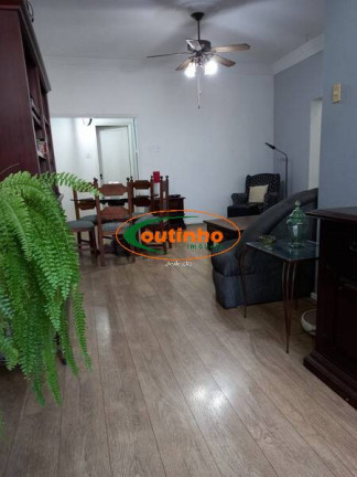 Imagem Apartamento com 3 Quartos à Venda, 117 m² em Tijuca - Rio De Janeiro Imagem Apartamento com 3 Quartos à Venda, 117 m² em Tijuca - Rio De Janeiro
