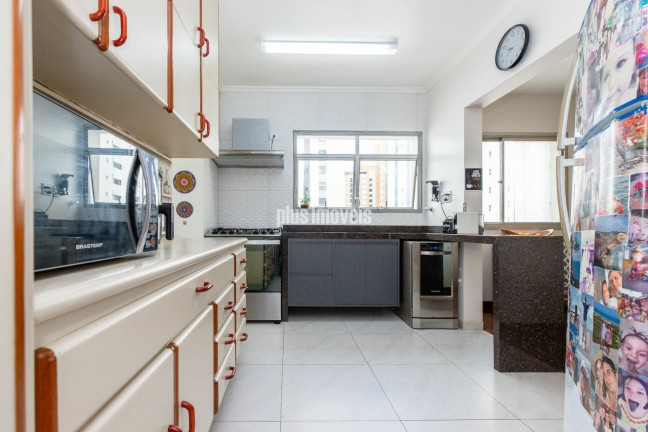 Imagem Apartamento com 3 Quartos à Venda, 200 m² em Moema - São Paulo Imagem Apartamento com 3 Quartos à Venda, 200 m² em Moema - São Paulo