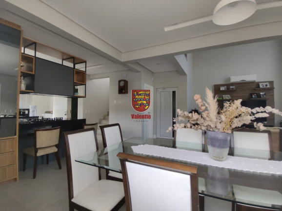 Sobrado com 3 Quartos à Venda, 382 m² em Jardim Atlântico - Florianópolis