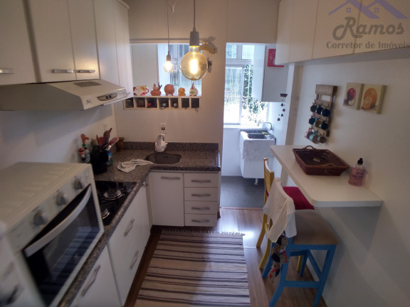 Imagem Imóvel com 2 Quartos à Venda, 76 m² em Jardim Carvalho - Porto Alegre Imagem Imóvel com 2 Quartos à Venda, 76 m² em Jardim Carvalho - Porto Alegre