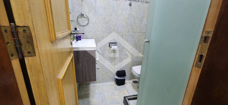 Imagem Apartamento com 2 Quartos à Venda, 80 m² em Copacabana - Rio De Janeiro