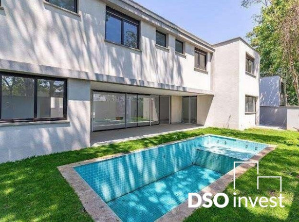 Casa de Condomínio com 4 Quartos à Venda,  em Jardim Cordeiro - São Paulo