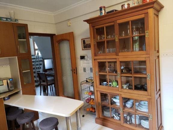 Casa com 3 Quartos à Venda, 222 m² em Camobi - Santa Maria