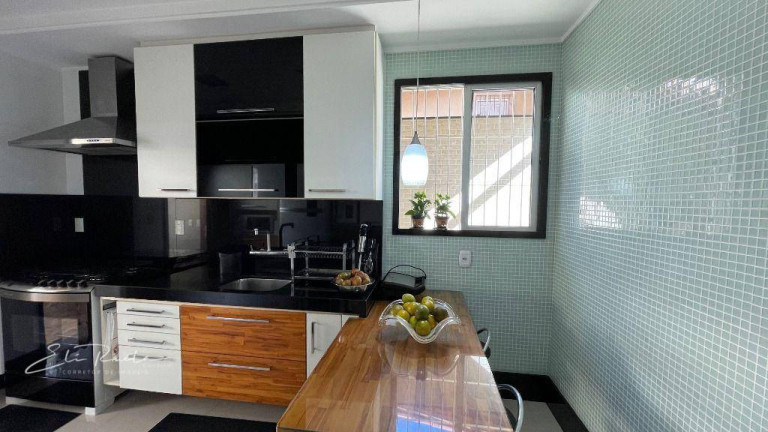Imagem Casa com 3 Quartos à Venda, 400 m² em Itapuã - Vila Velha